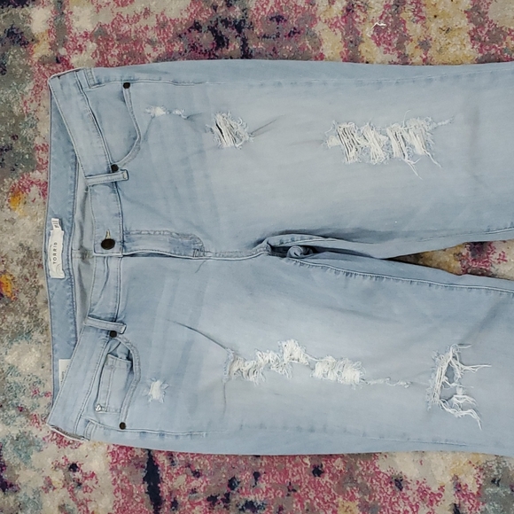 Torrid Light Wash Distressed Skinny Jeans - Picture 3 of 8